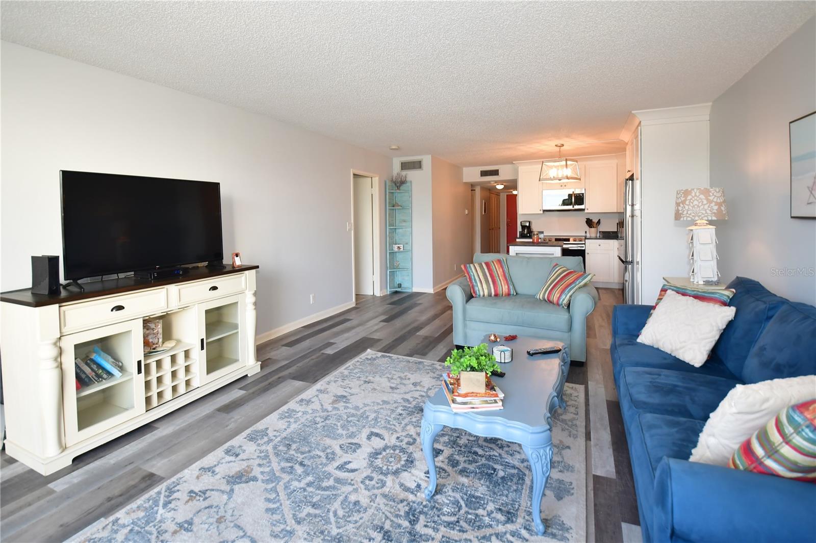 CONSTELLATION THE CONDO - Residential Lease