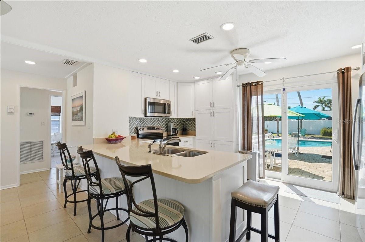 BELLE VISTA BEACH 3RD ADD - Residential