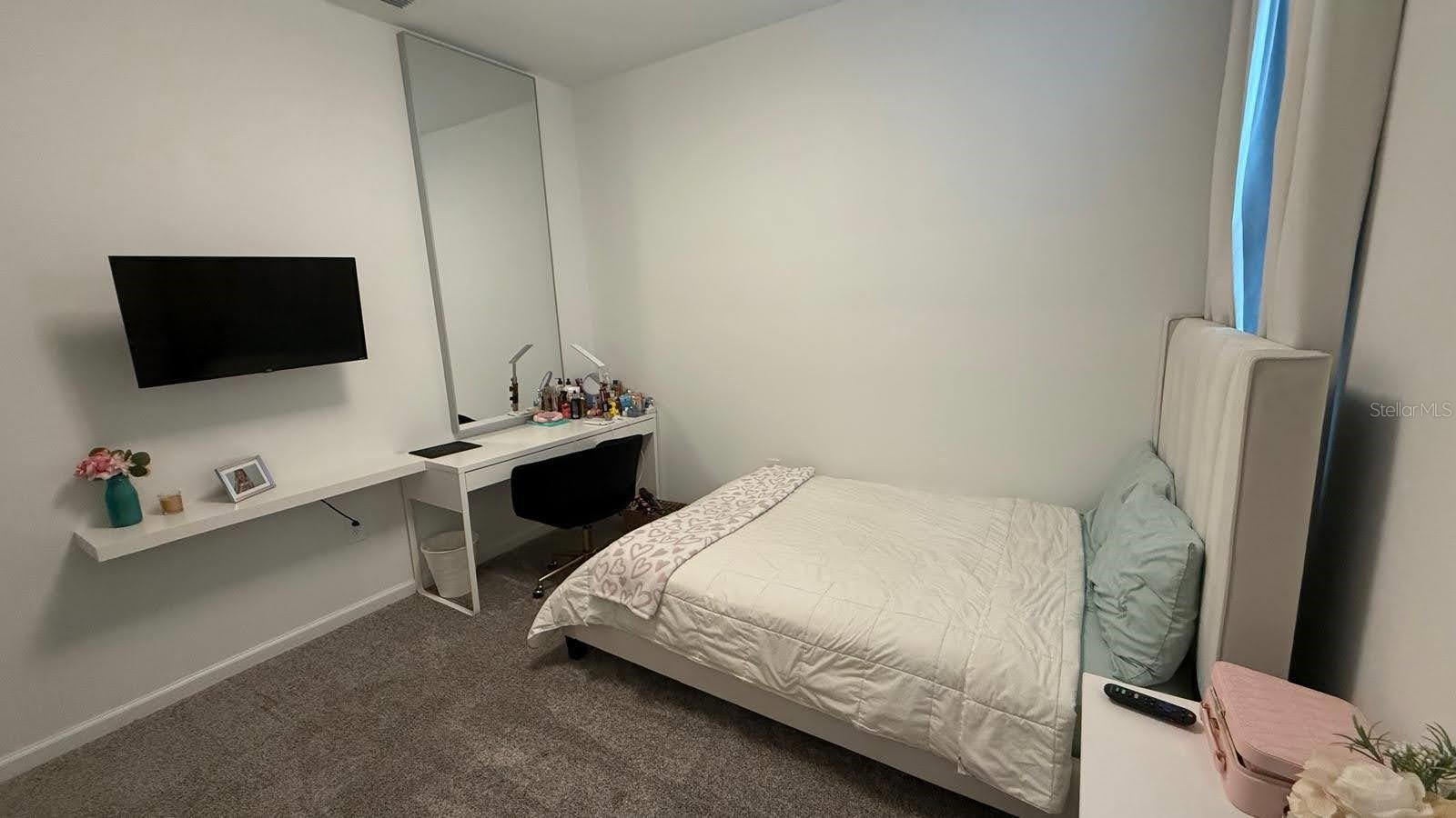 WELLNESS RDG PH 1-B - Residential Lease