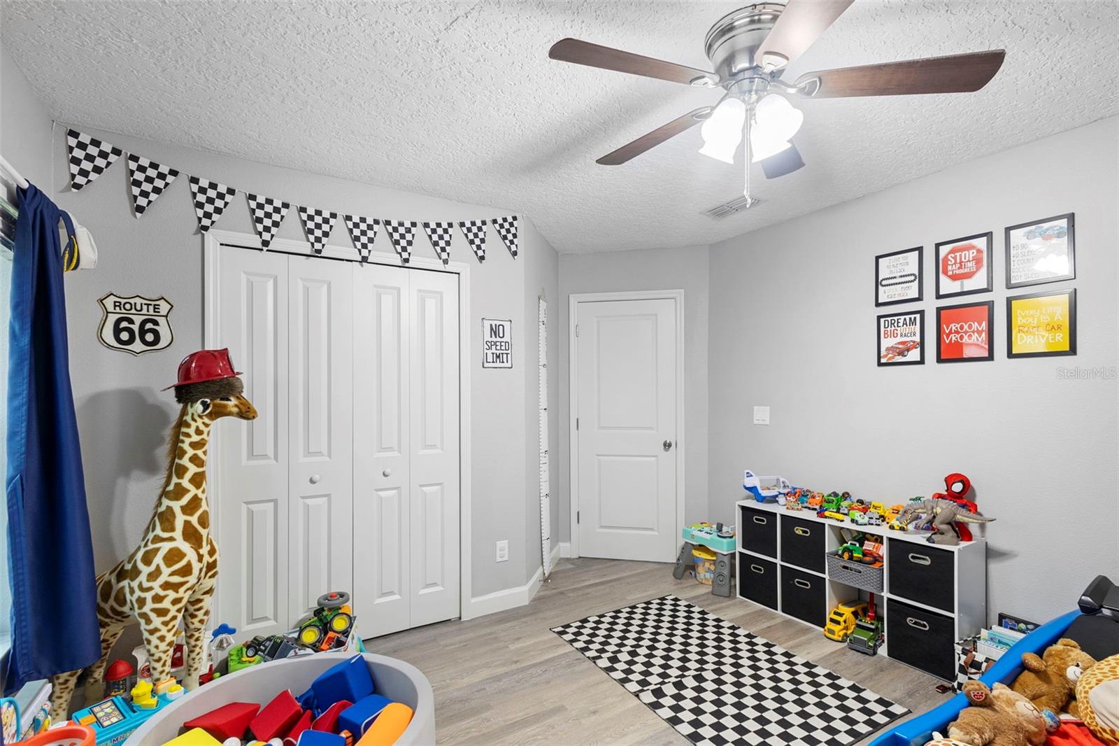 ACREAGE & UNREC - Residential