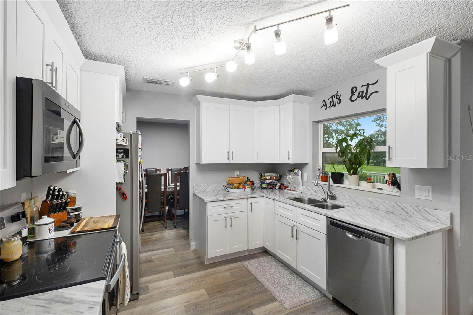 ACREAGE & UNREC - Residential