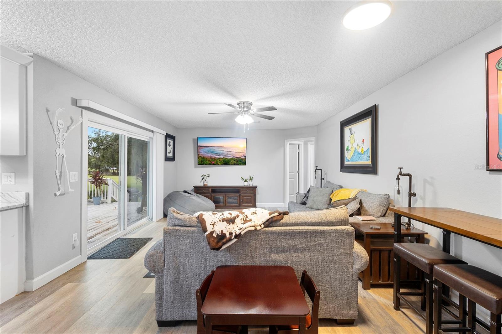 ACREAGE & UNREC - Residential