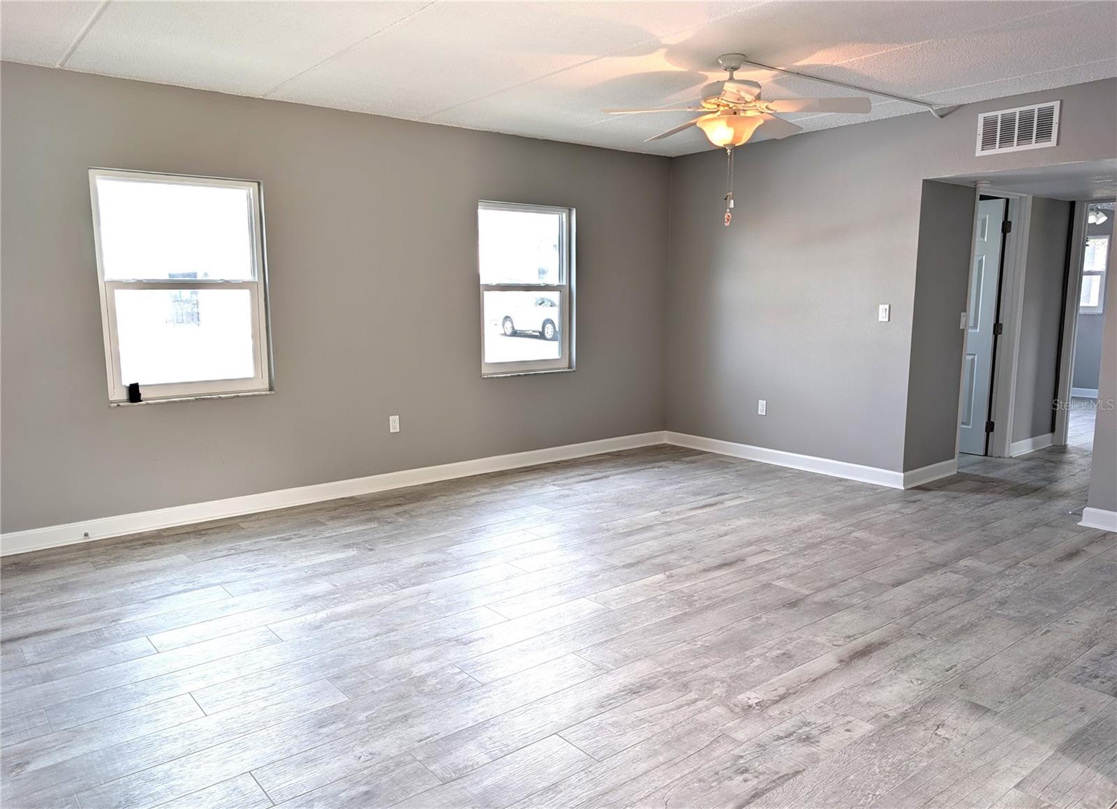 LES CHATEAUX CONDO - Residential