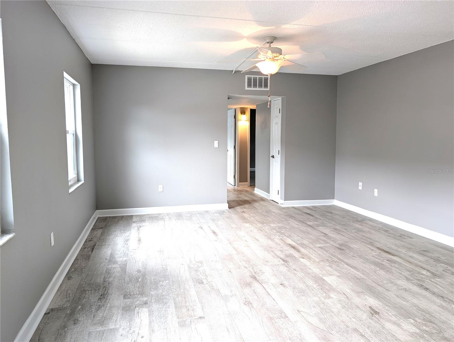 LES CHATEAUX CONDO - Residential