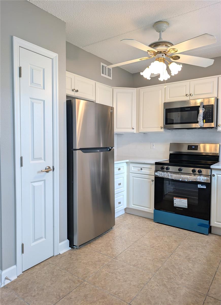 LES CHATEAUX CONDO - Residential