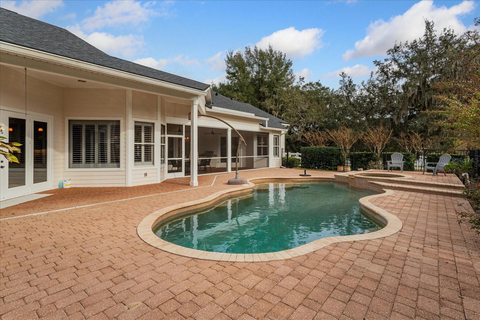 BLUEGRASS ESTS - Residential