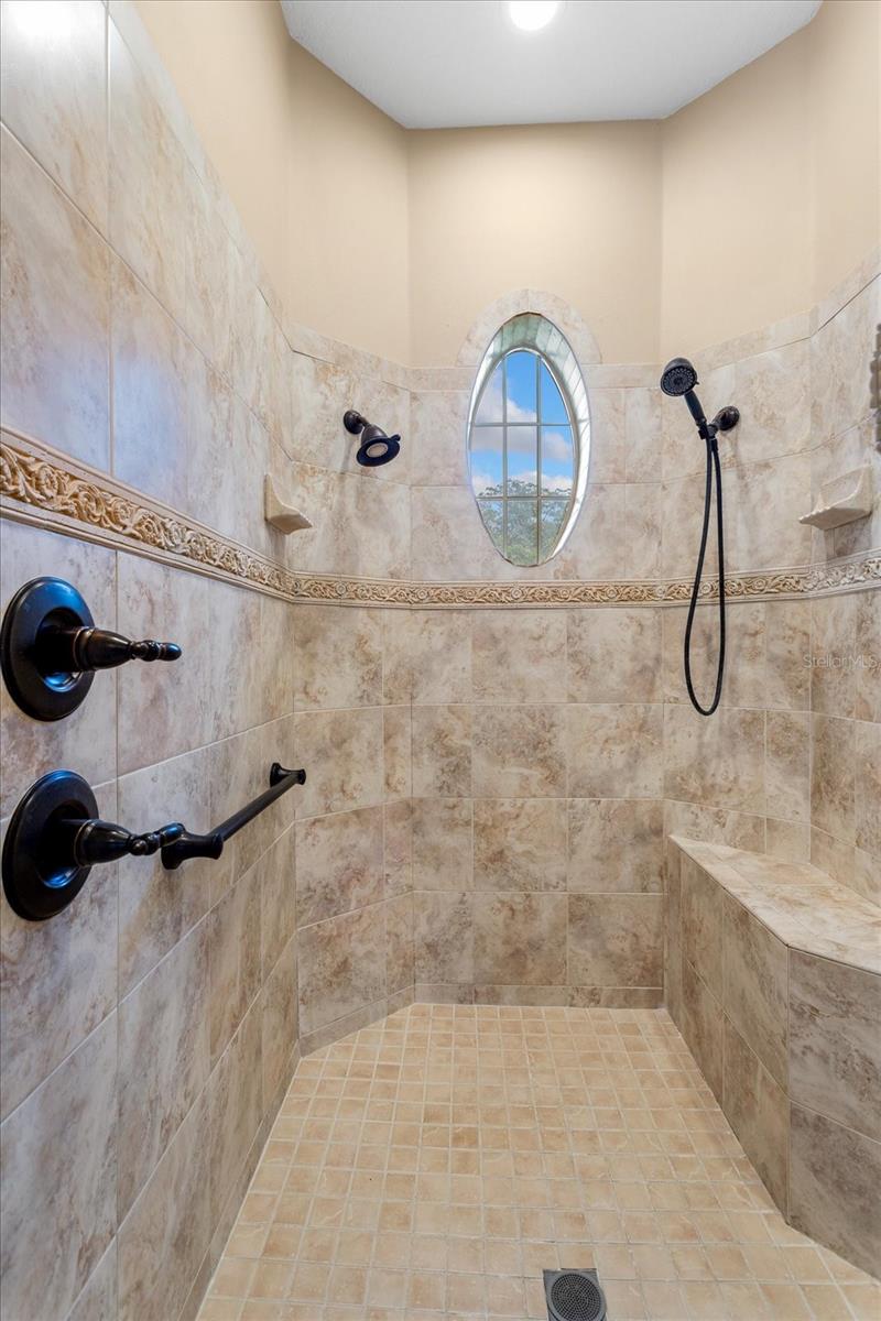 BLUEGRASS ESTS - Residential