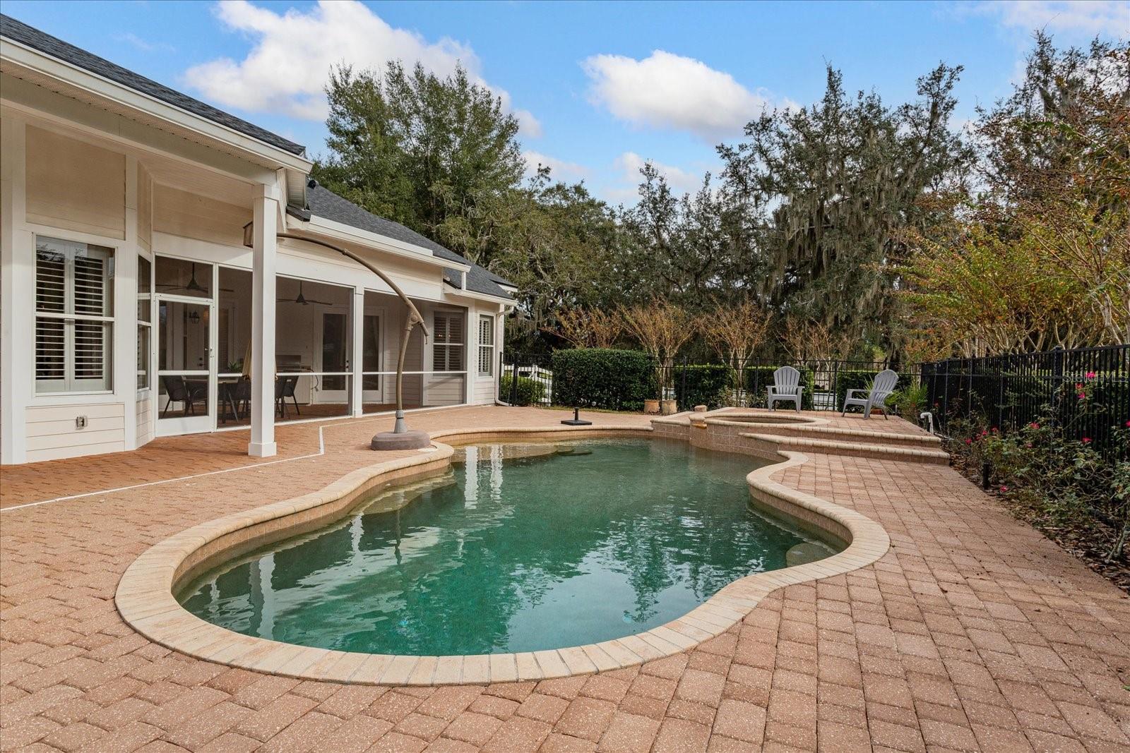 BLUEGRASS ESTS - Residential