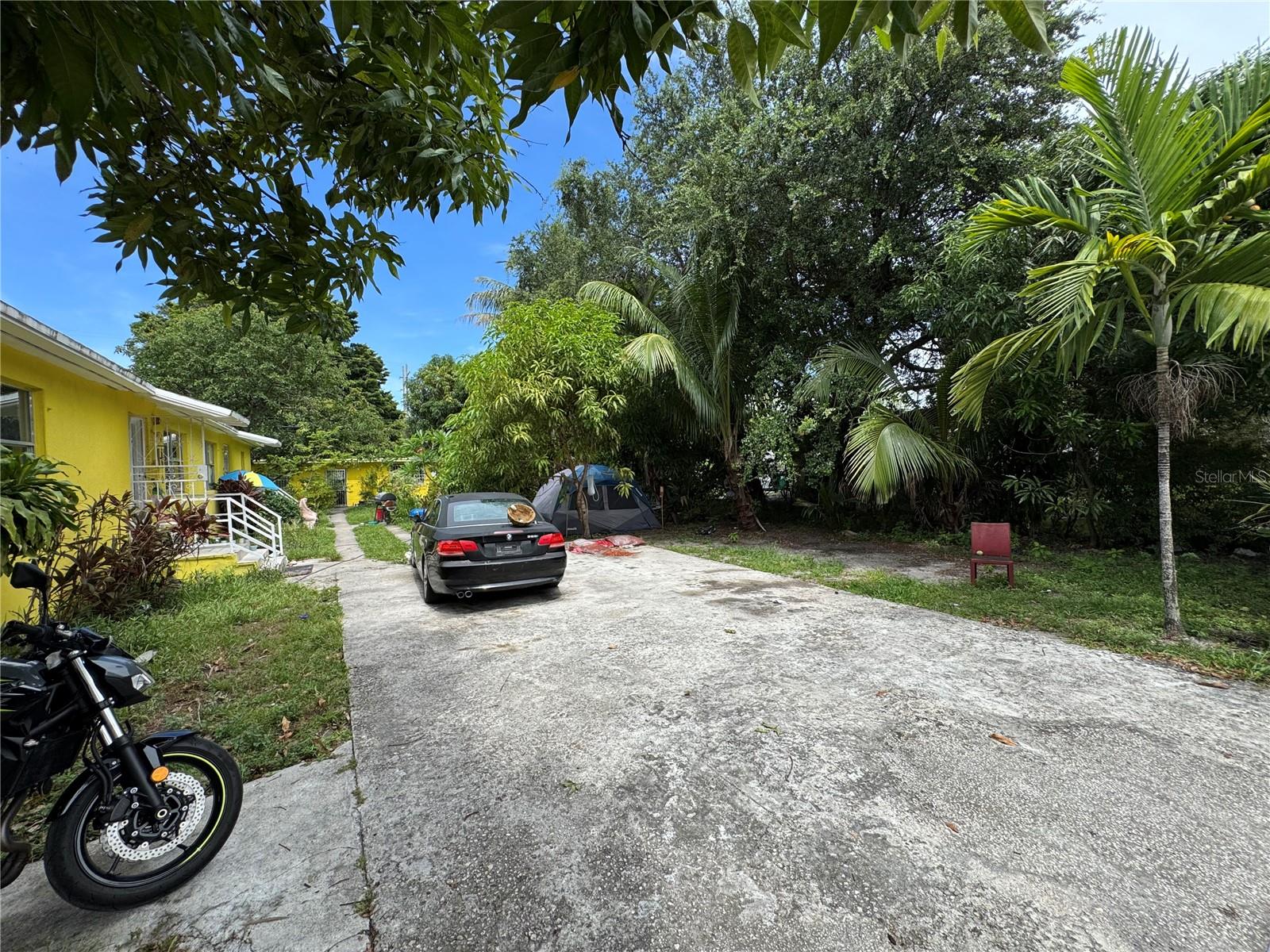 6951 NW 5TH COURT, MIAMI, FL, 33150/$649,999 1 6951 NW 5TH COURT