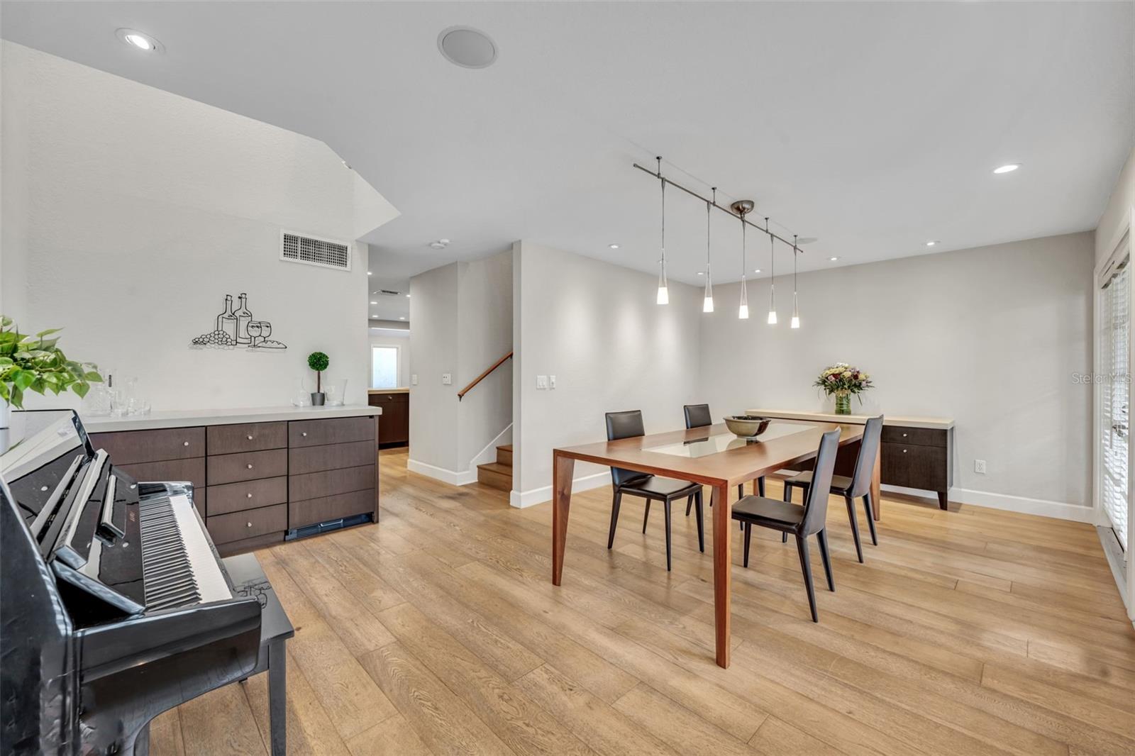 1130 WASHINGTON AVENUE 11