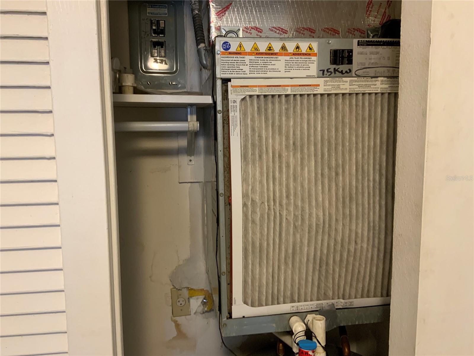 BAYSHORE ON THE LAKE APTS 1 - Residential