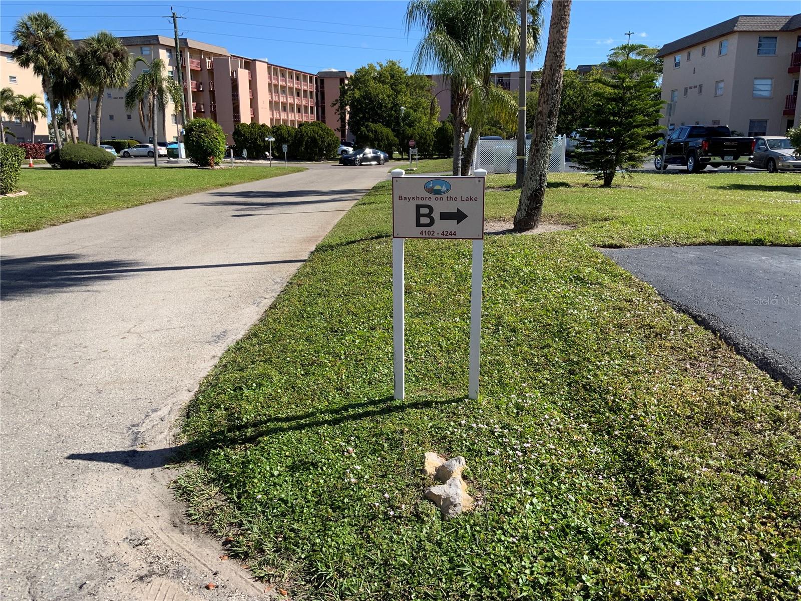 BAYSHORE ON THE LAKE APTS 1 - Residential