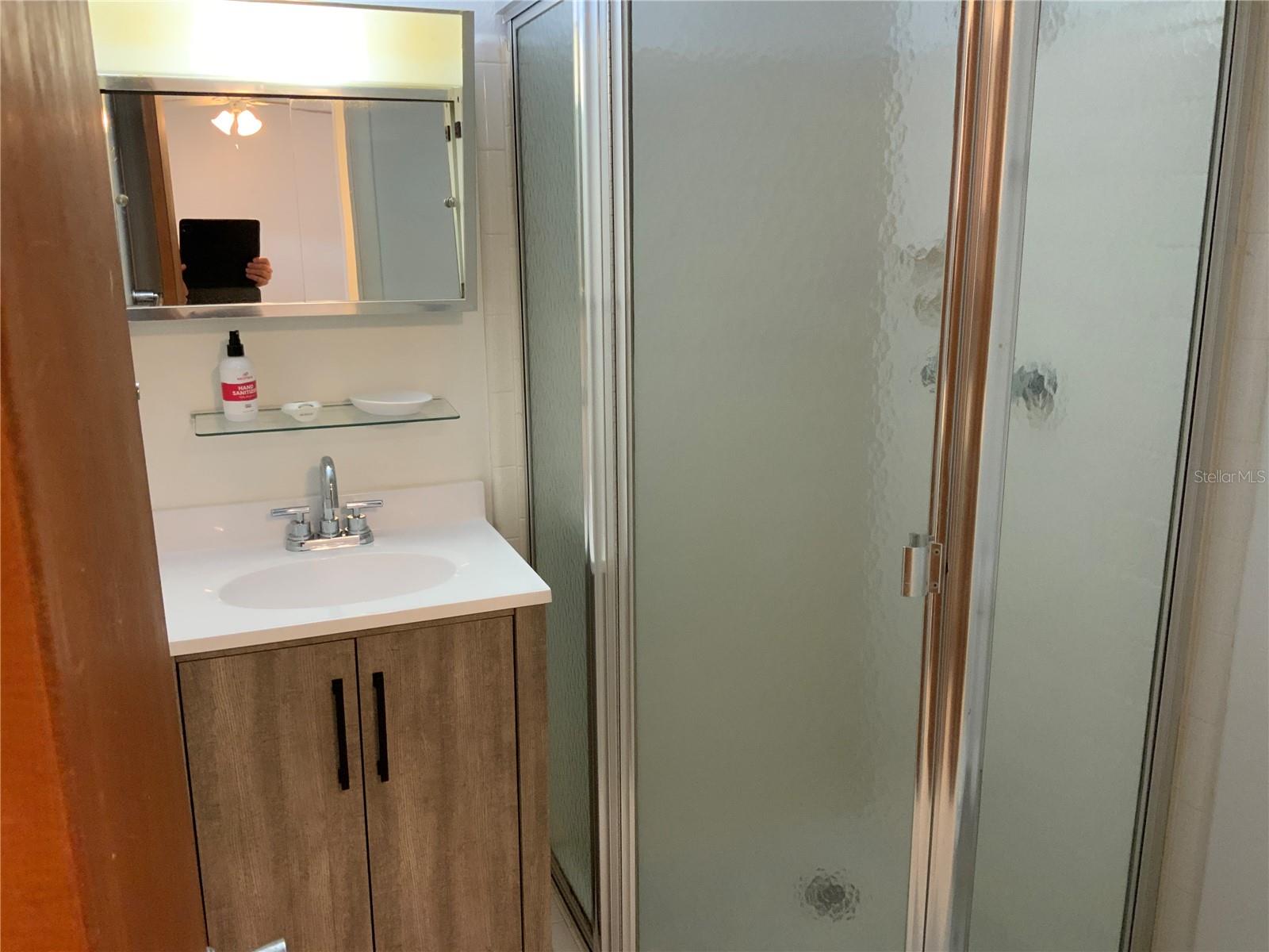 BAYSHORE ON THE LAKE APTS 1 - Residential