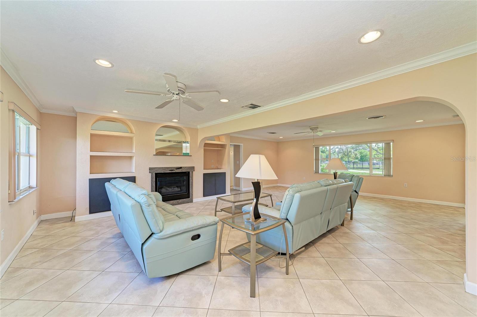 DESOTO ACRES - Residential