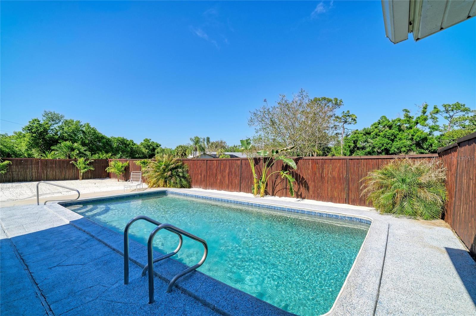 DESOTO ACRES - Residential