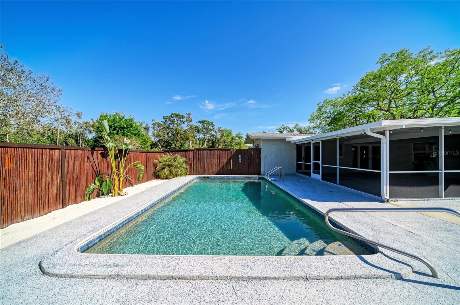 DESOTO ACRES - Residential