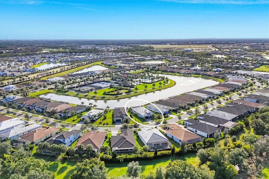 Photo of 4947 Surfside Circle, Bradenton, FL 34211 (MLS # A4672169)