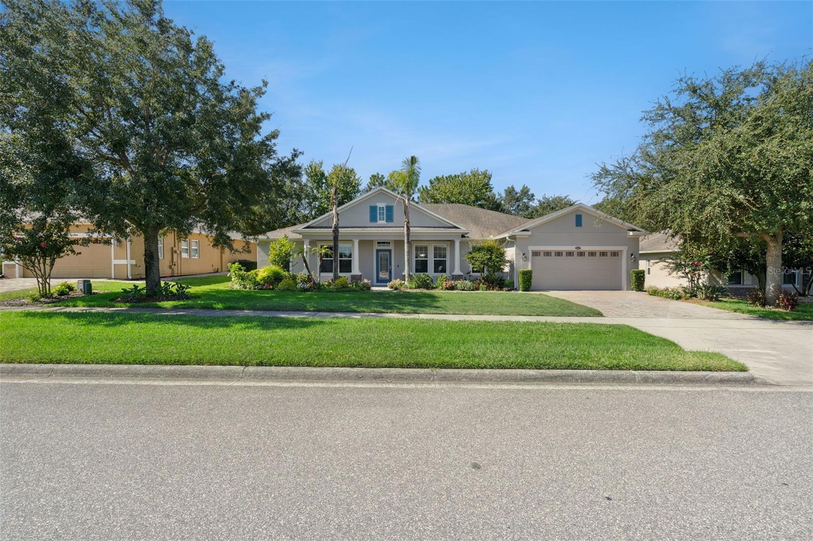 1041 HARMONY LANE