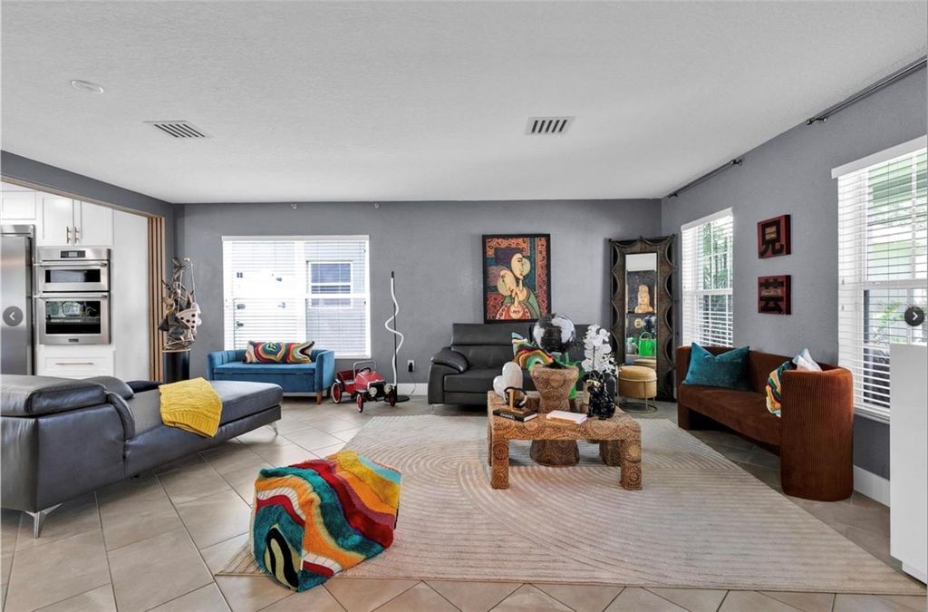 Photo of 1652 Algonkin Loop, Orlando, FL 32828 (MLS # O6419861)
