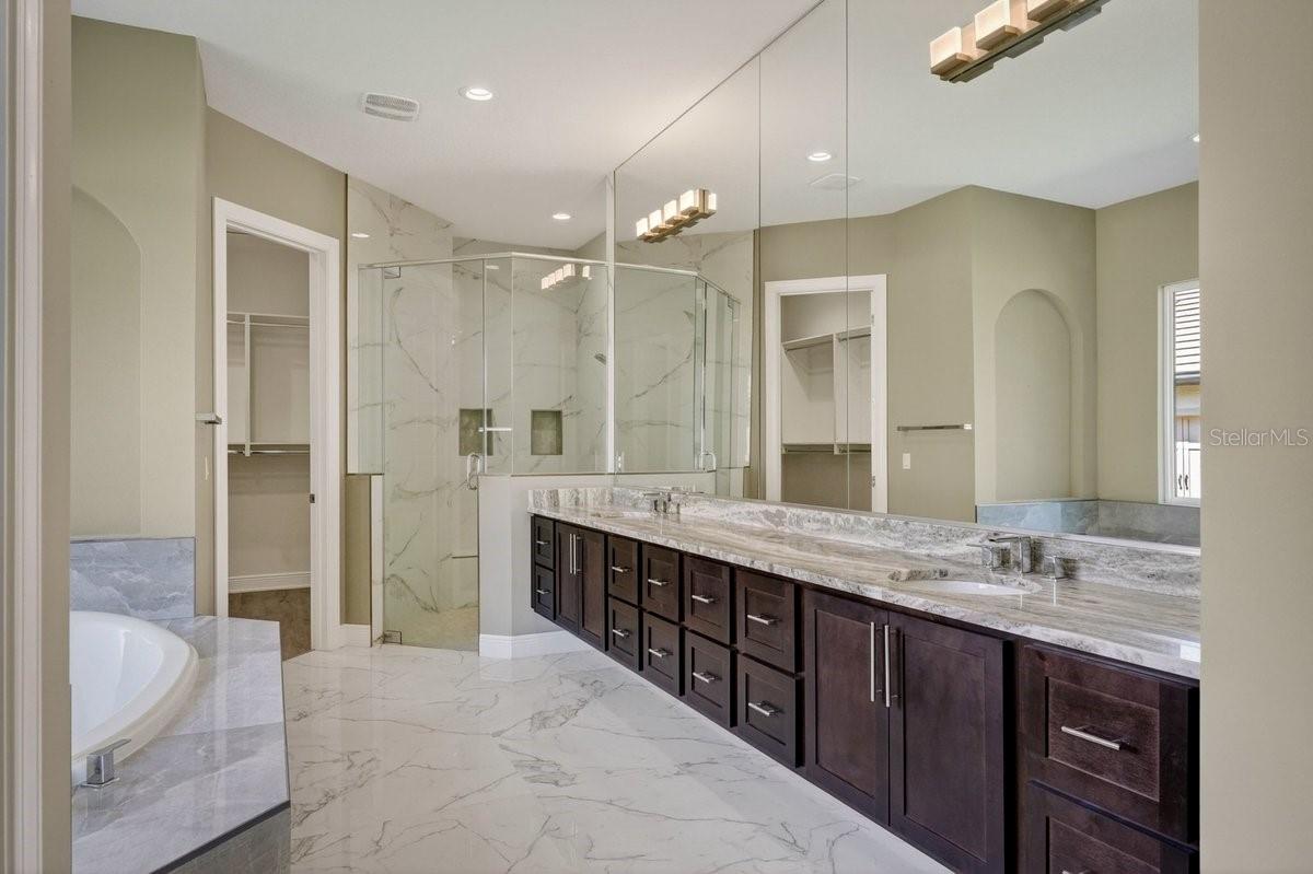PLANTATION BAY PH 01A UNIT 01-6 - Residential