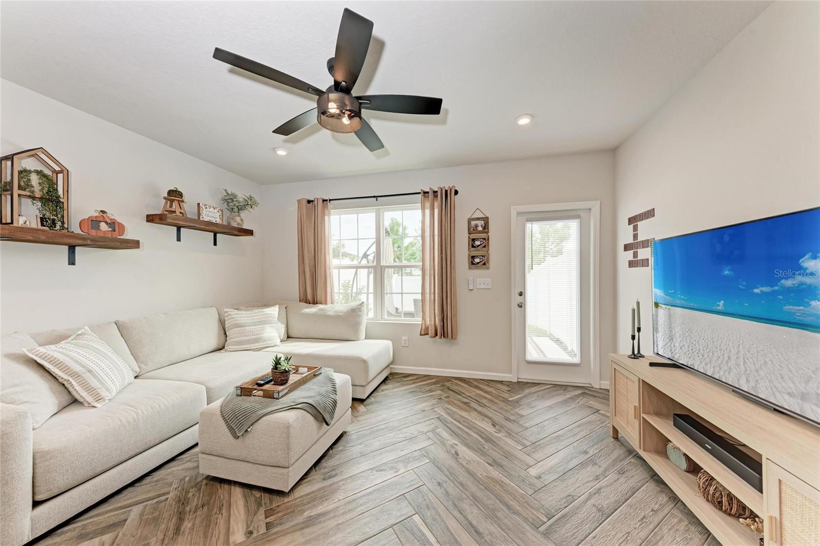 AVALON WOODS PH II - Residential