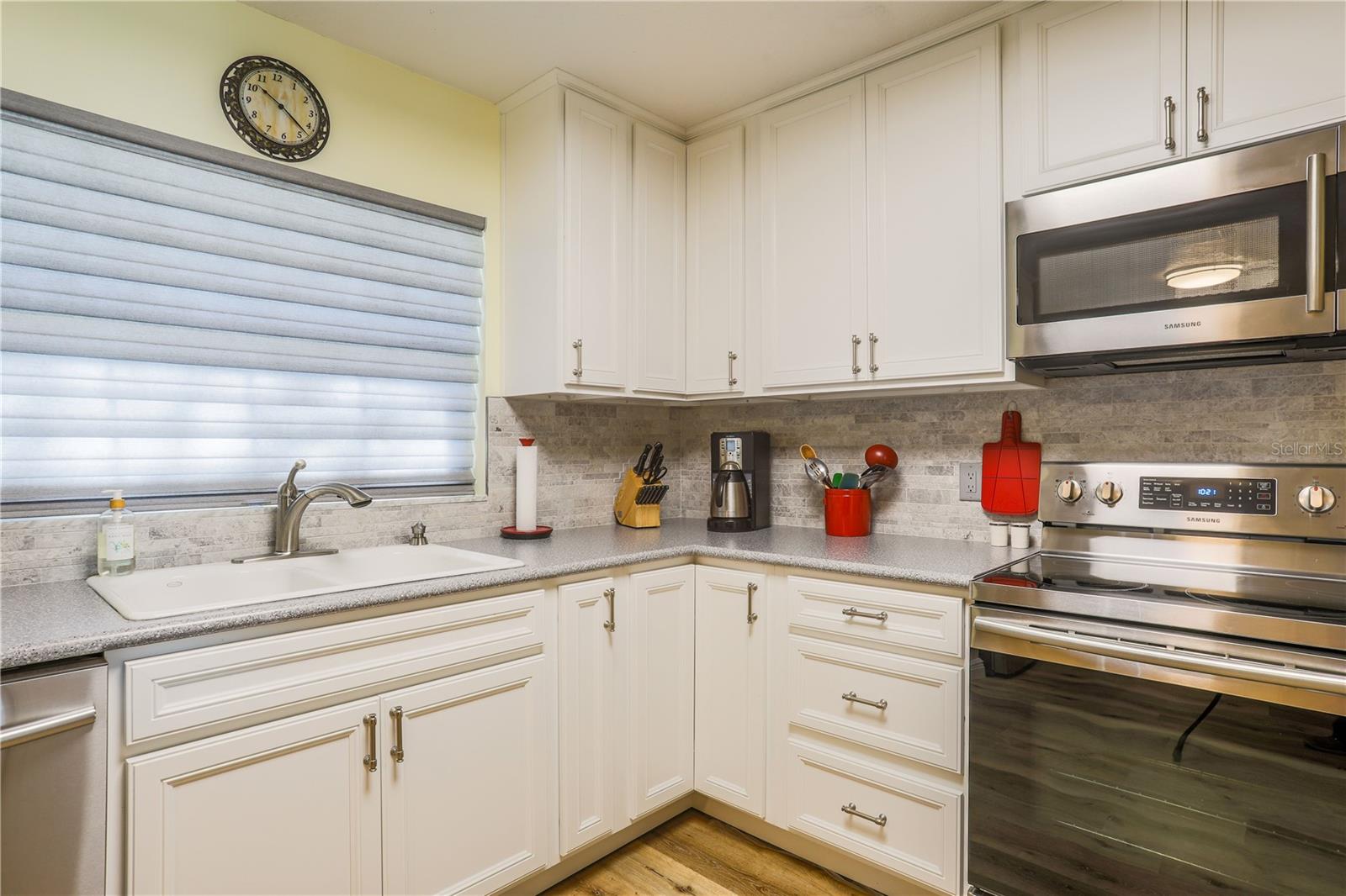 260 S CENTRAL AVENUE