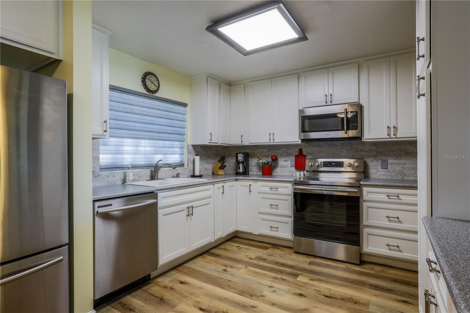 260 S CENTRAL AVENUE