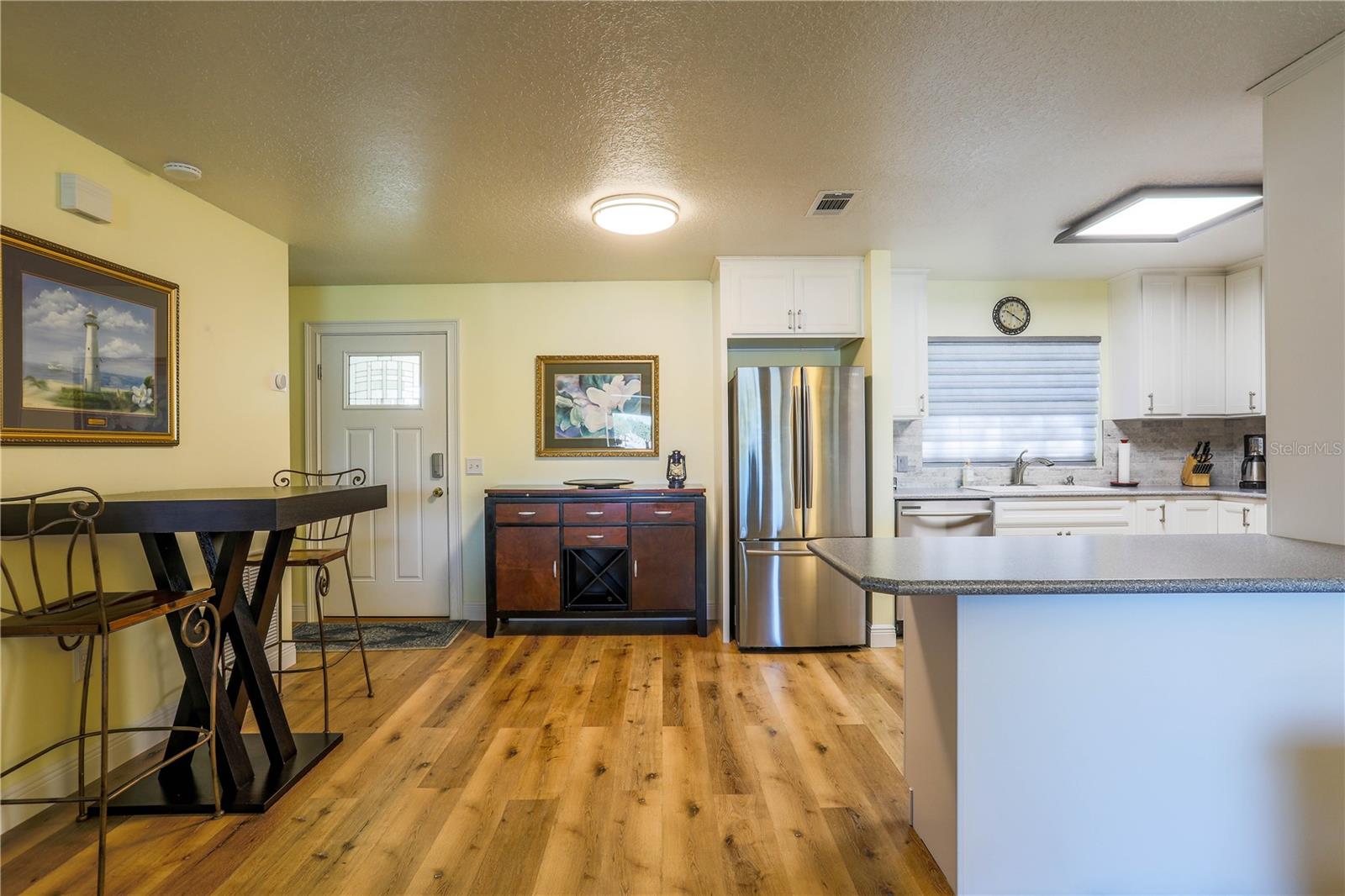 260 S CENTRAL AVENUE