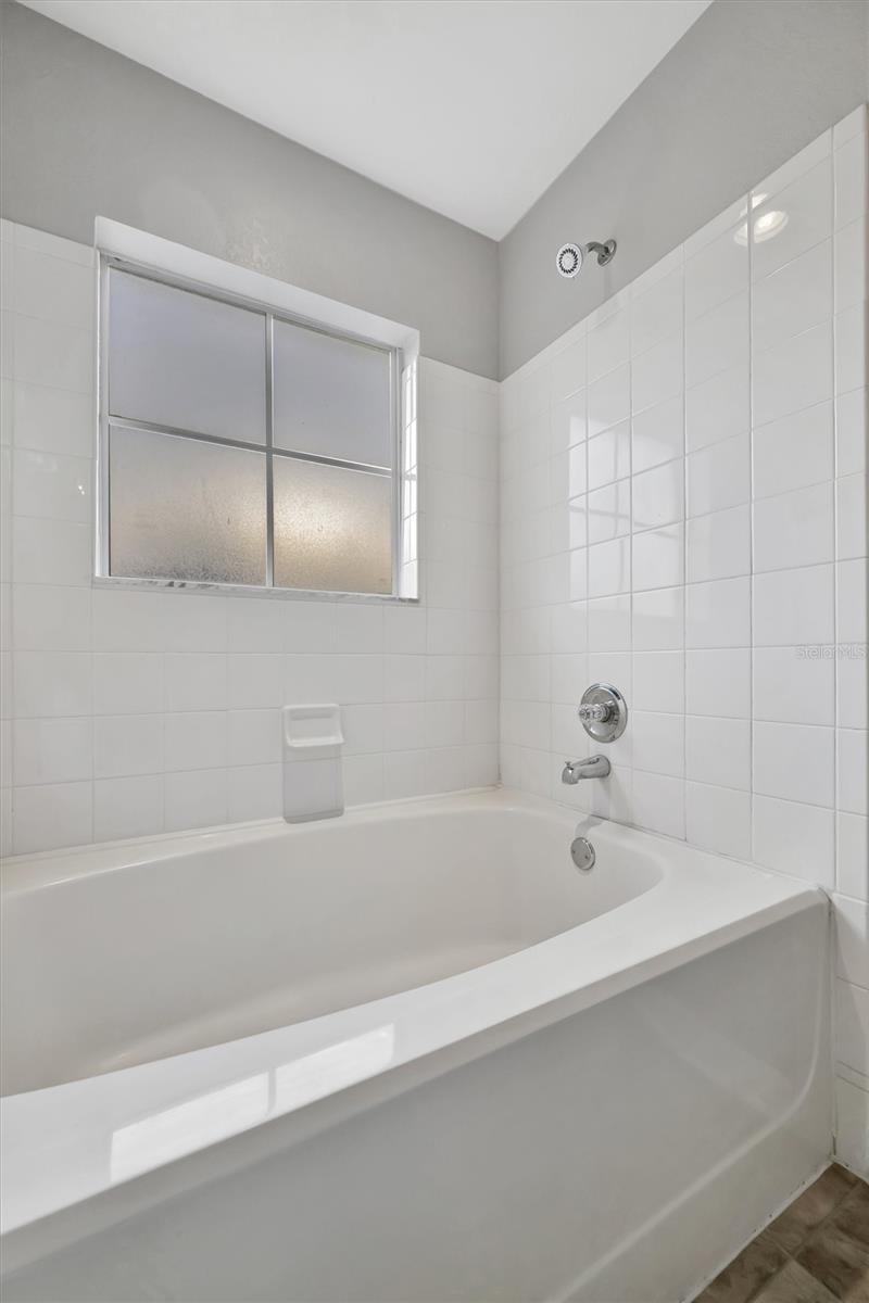 THE ENCLAVE AT RICHMOND PLACE - Residential