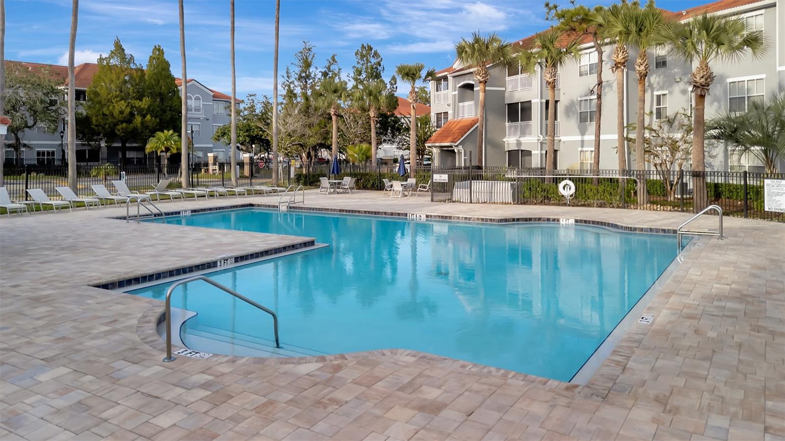 THE ENCLAVE AT RICHMOND PLACE - Residential