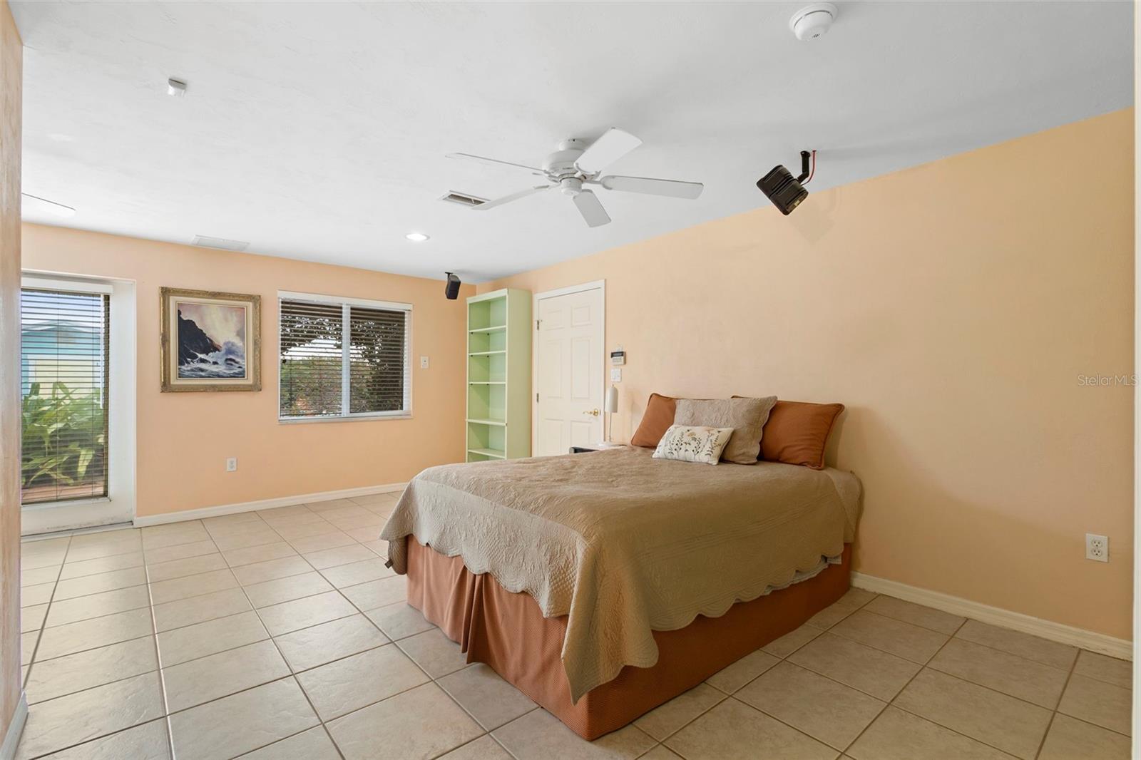 INLET SHORES - Residential