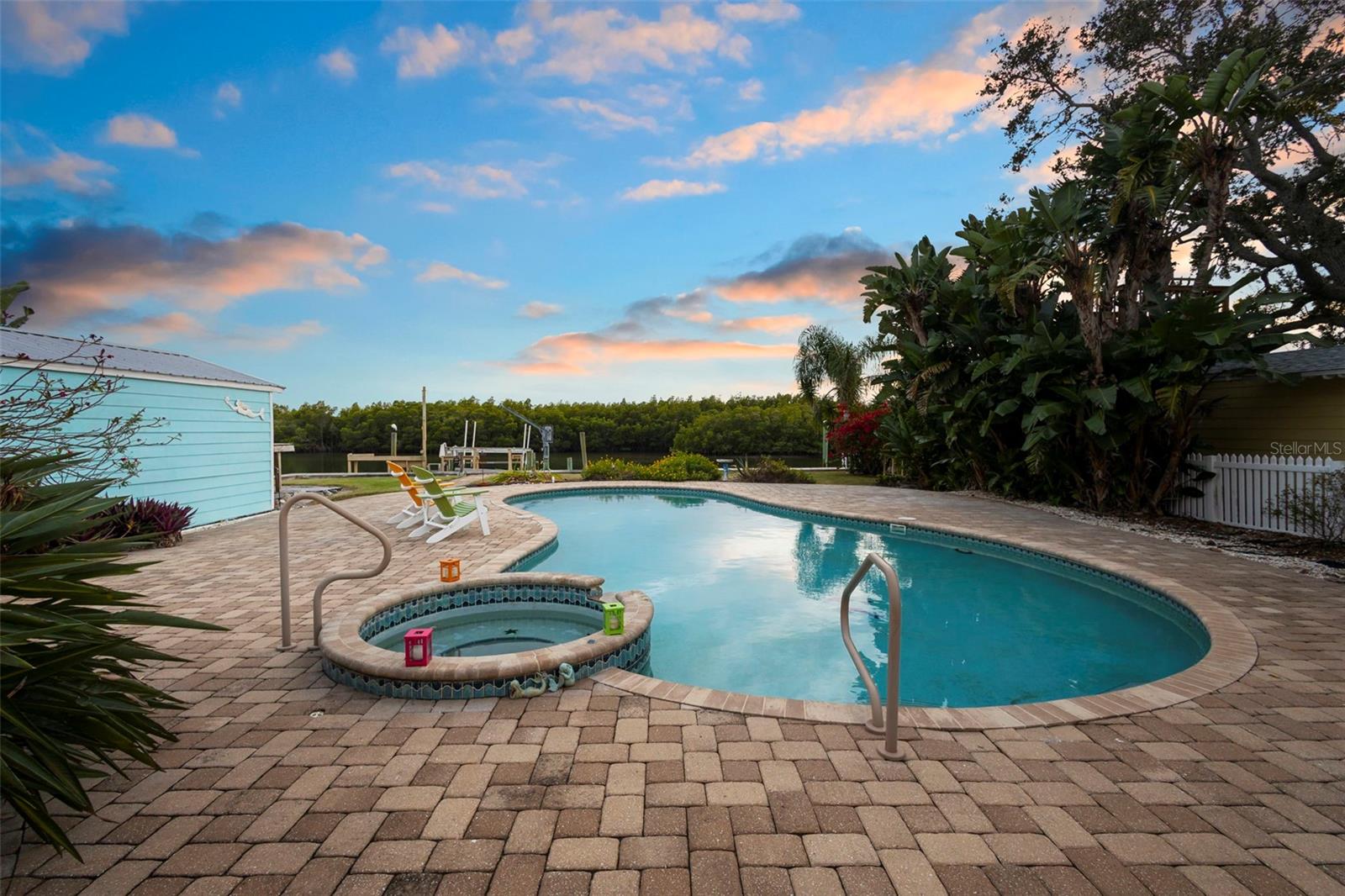 INLET SHORES - Residential