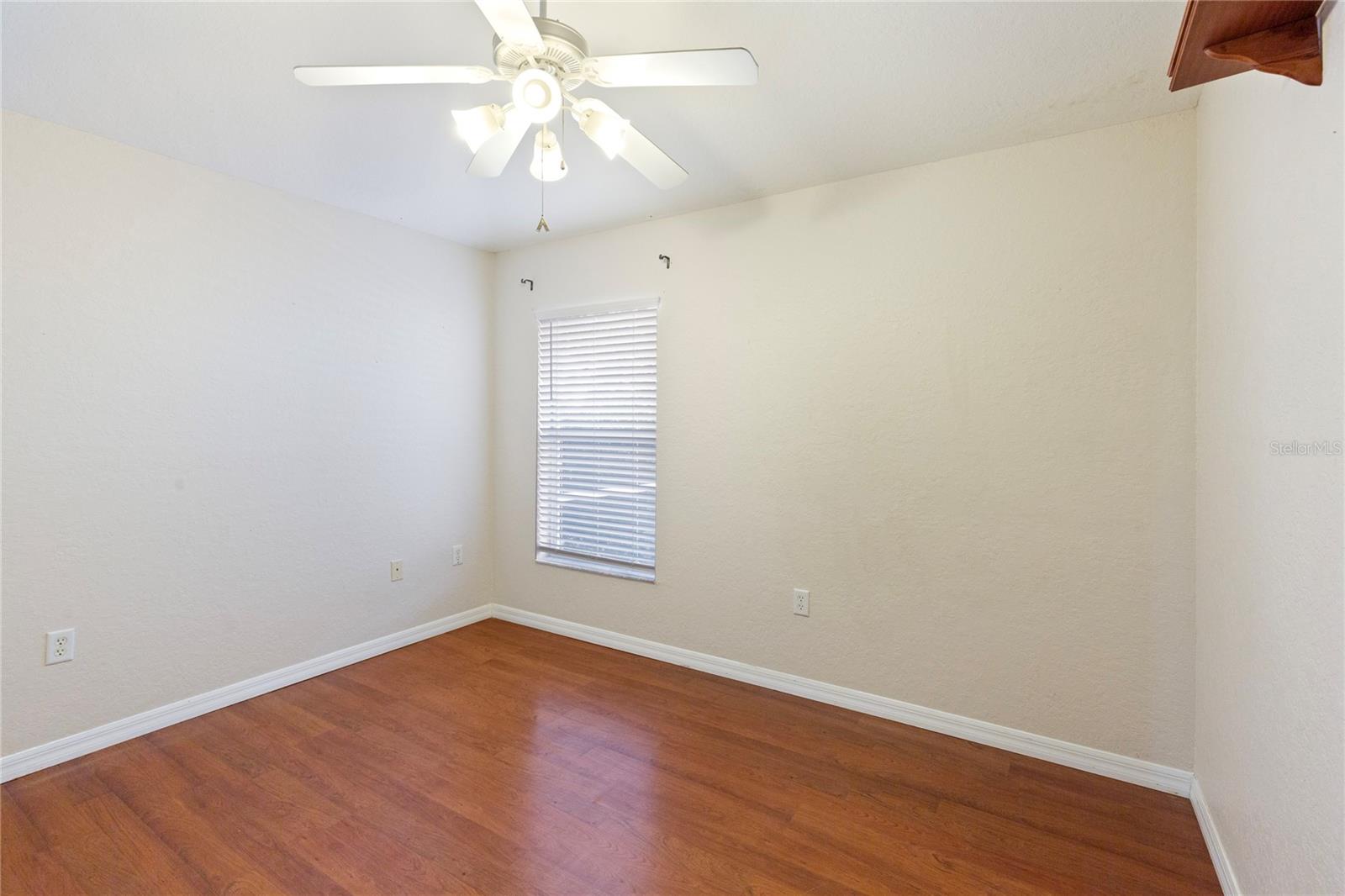 SHERMAN HILLS SEC 1 - Residential