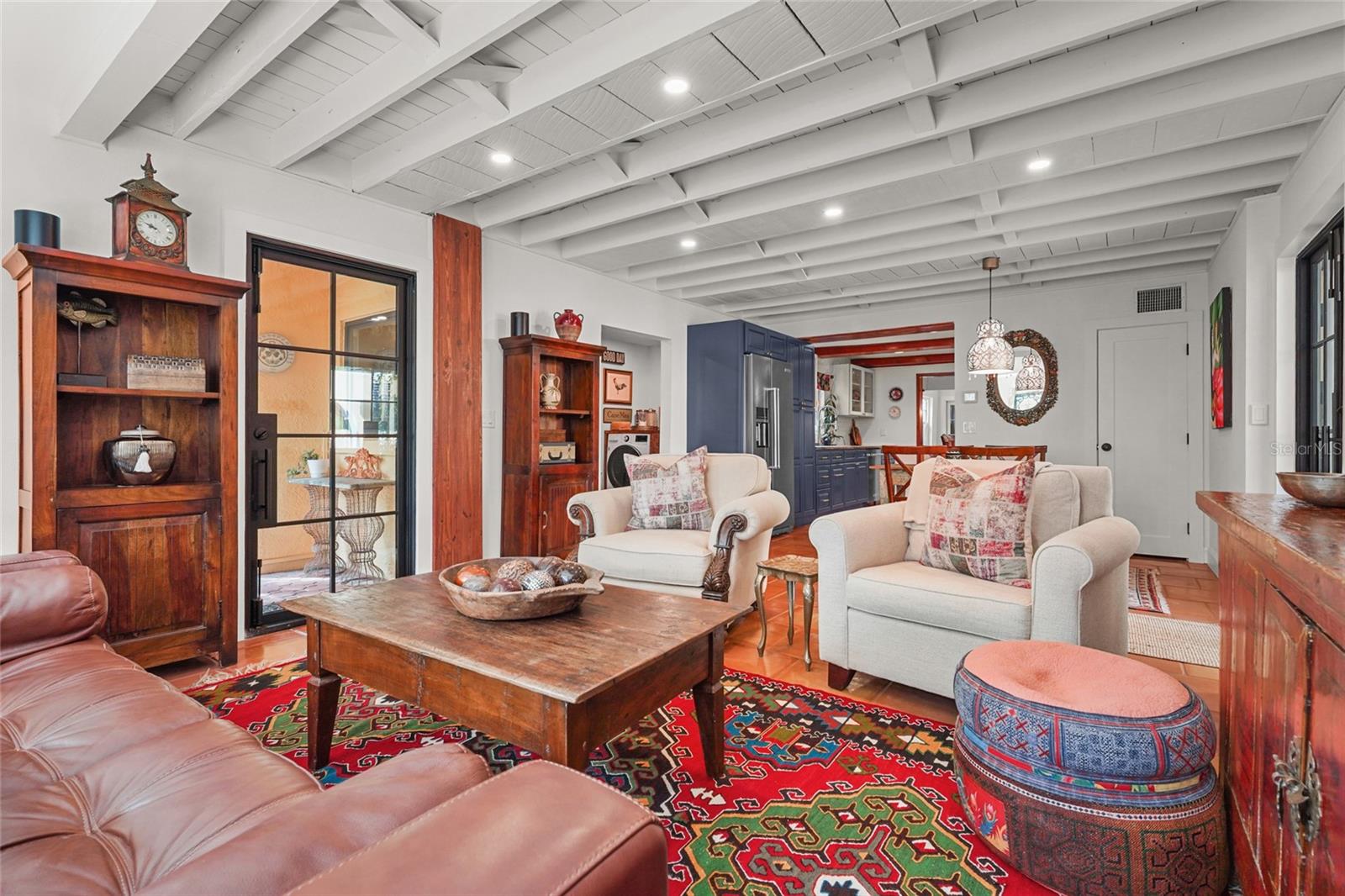 5354 CALLE FLORIDA