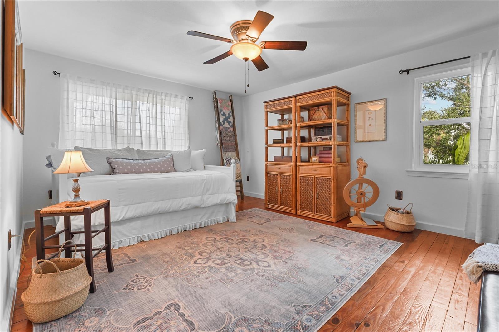 SARASOTA BEACH - Residential