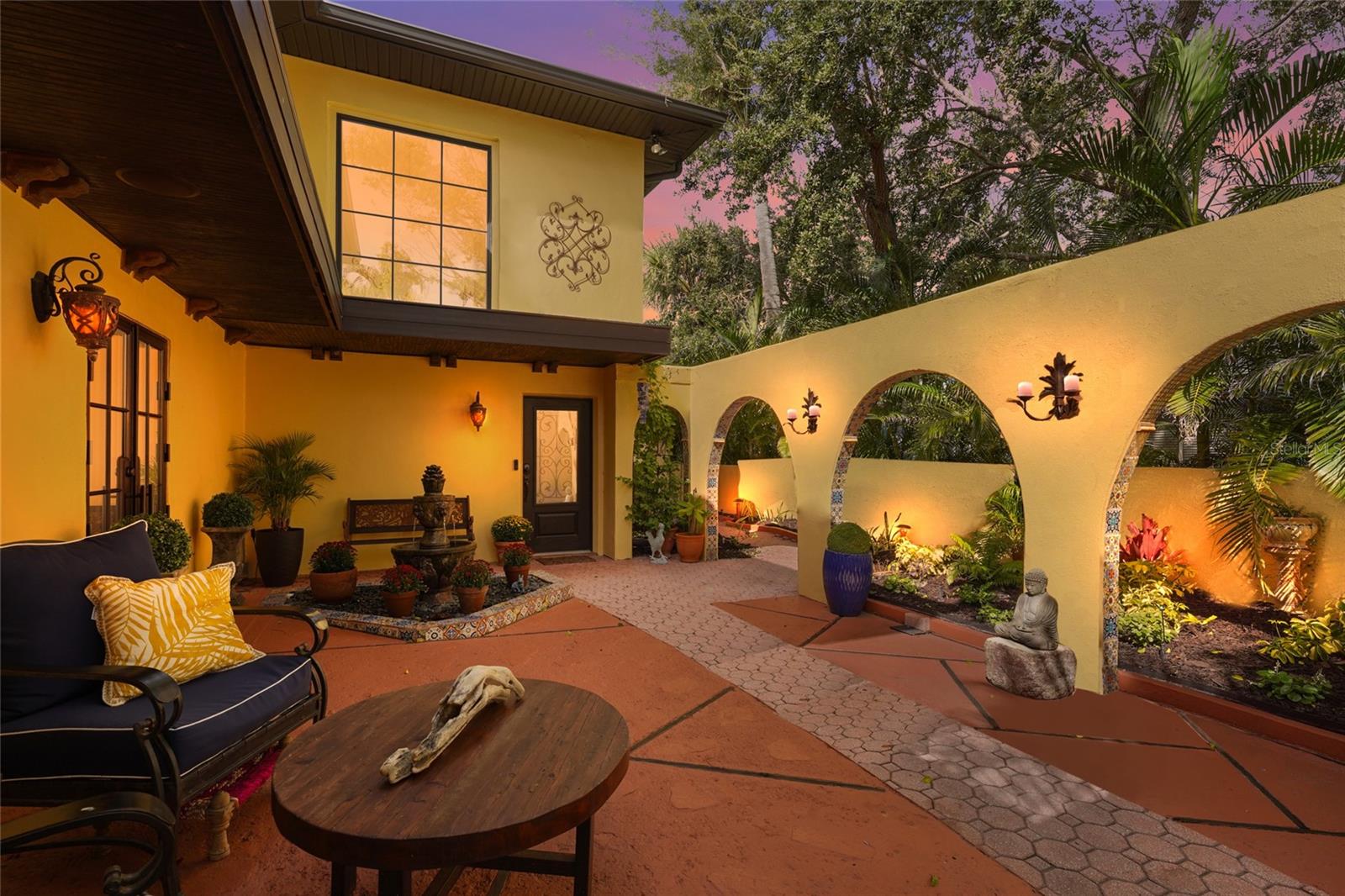 SARASOTA BEACH - Residential
