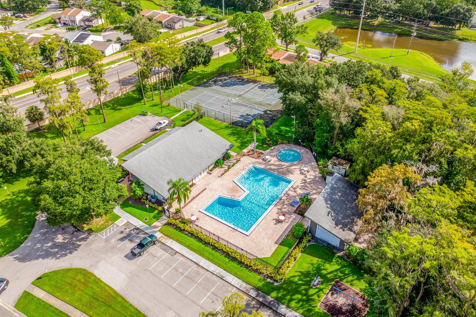 ROYAL MANOR VILLAS - Residential