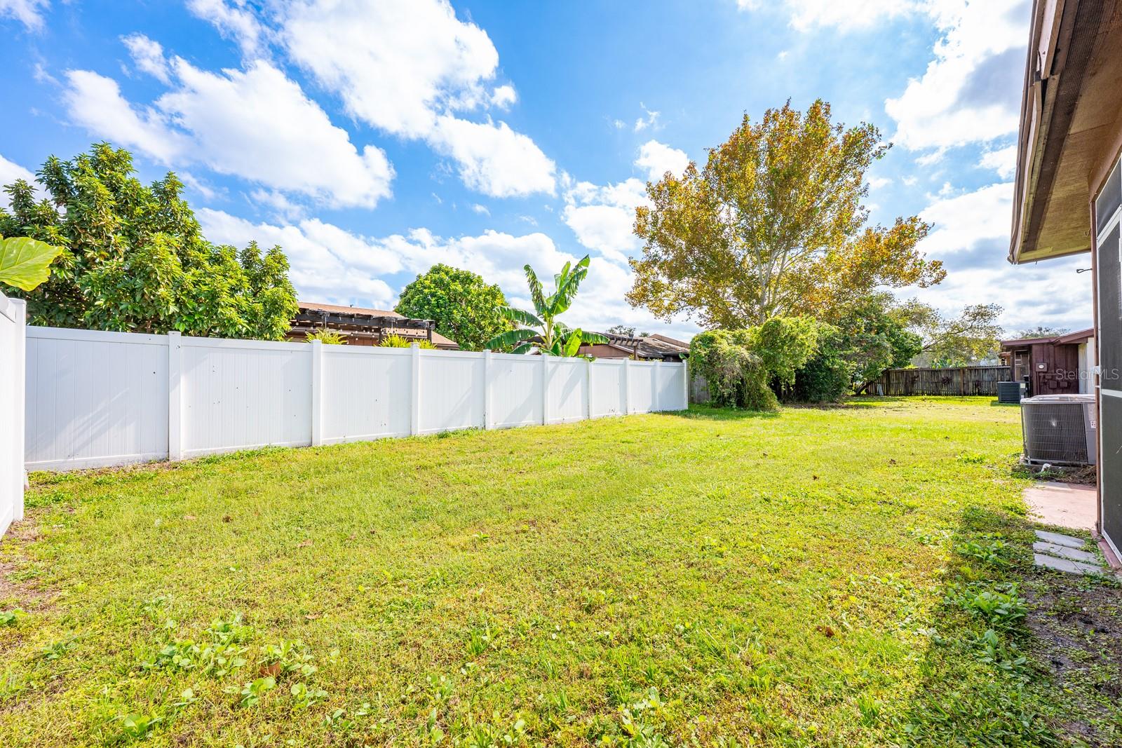 ROYAL MANOR VILLAS - Residential