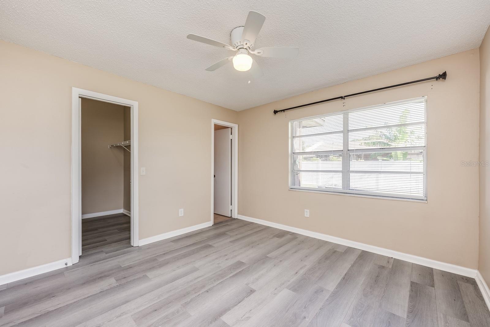 ROYAL MANOR VILLAS - Residential