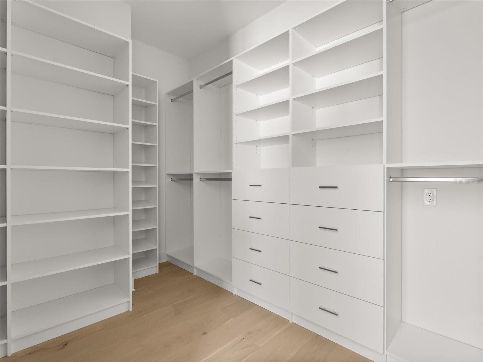 GILBERT TERRACE - Residential