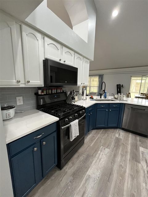 Tiny photo for 5414 SE 107th Street, Belleview, FL 34420 (MLS # OM725770)