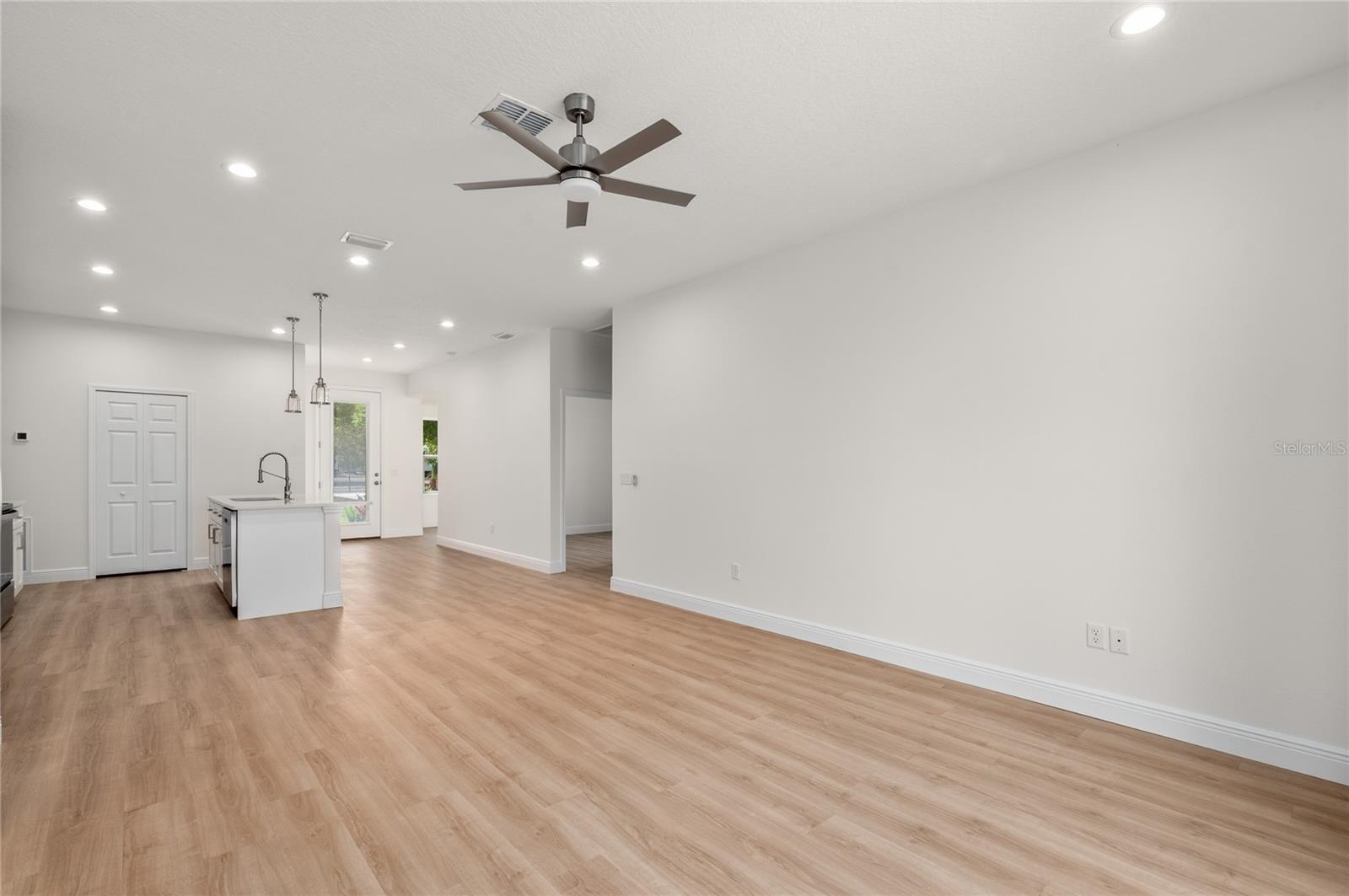 CARNELL 3RD ADD - Residential