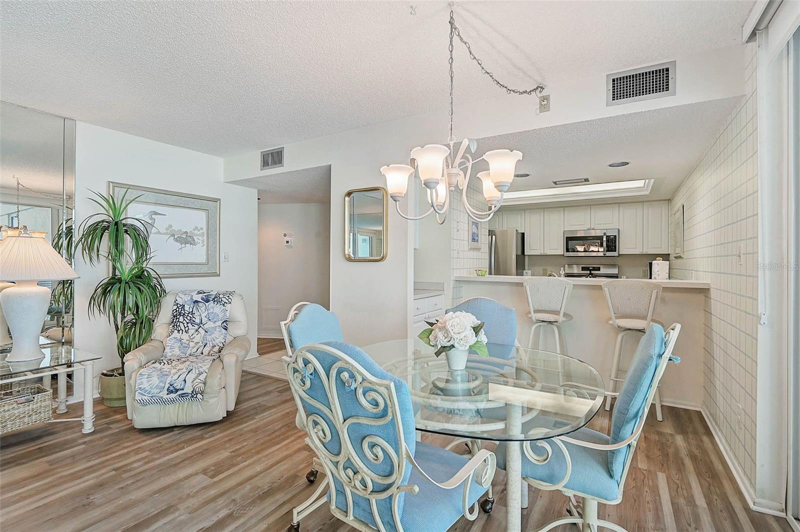 HOUSE SUN - Residential