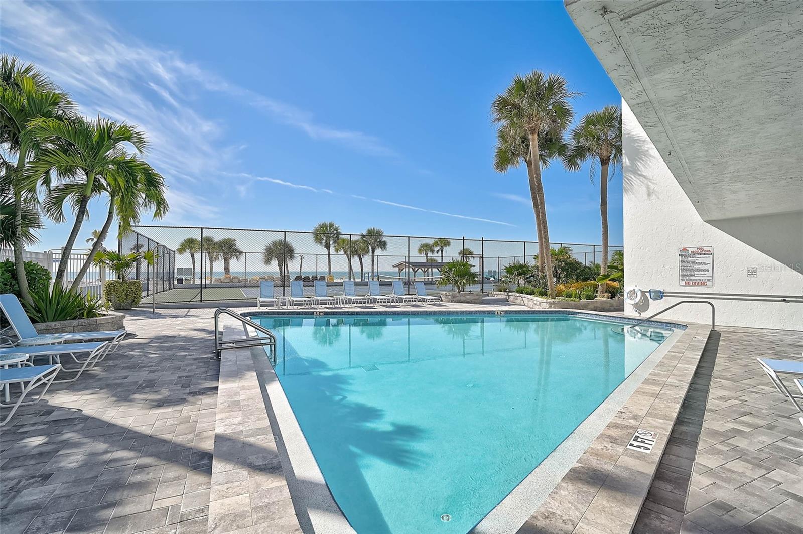 HOUSE SUN - Residential