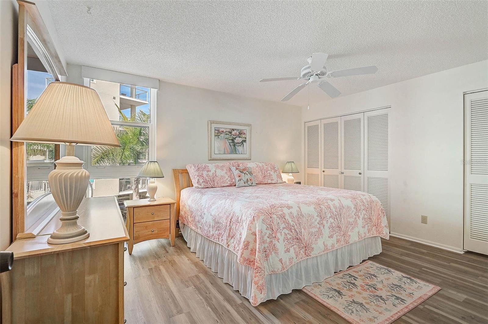 HOUSE SUN - Residential