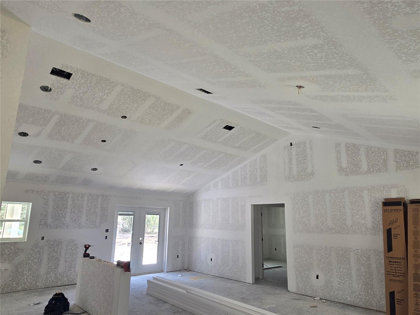 UNIVERSITY ESTATES - Residential