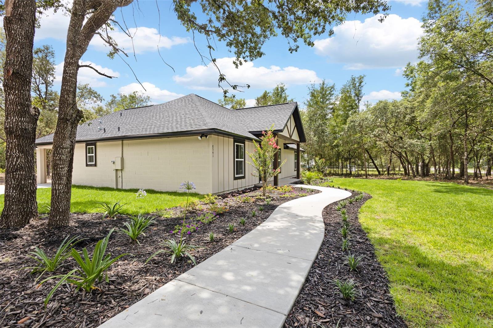 UNIVERSITY ESTATES - Residential