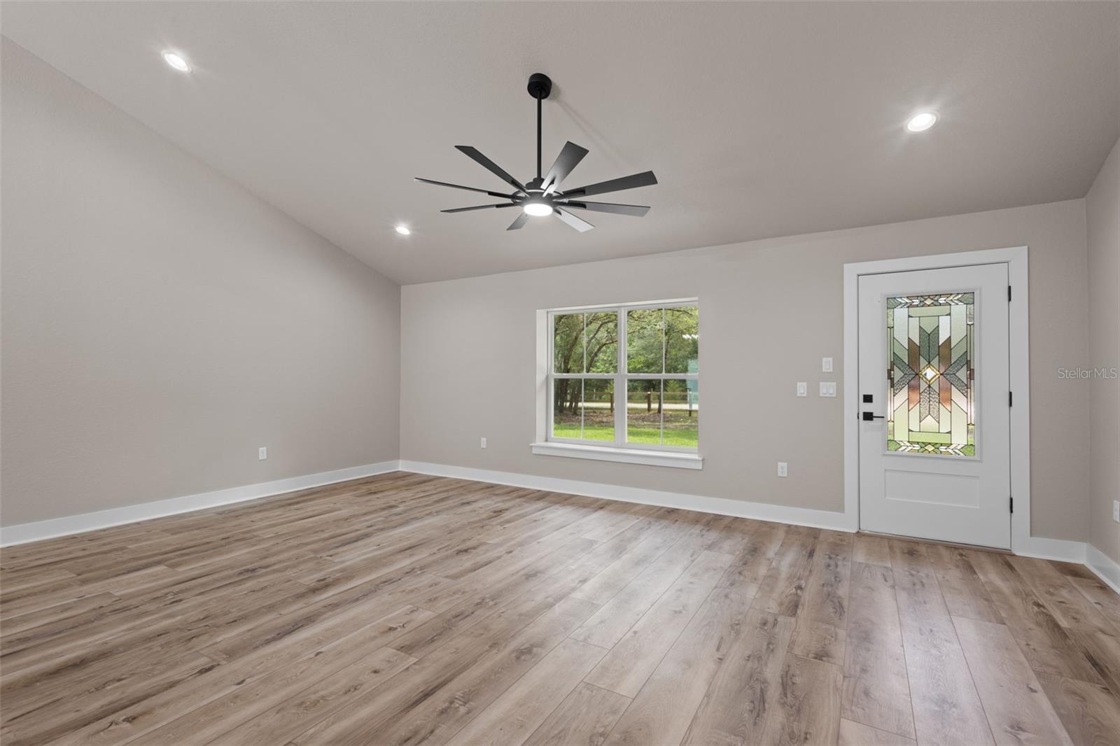 UNIVERSITY ESTATES - Residential