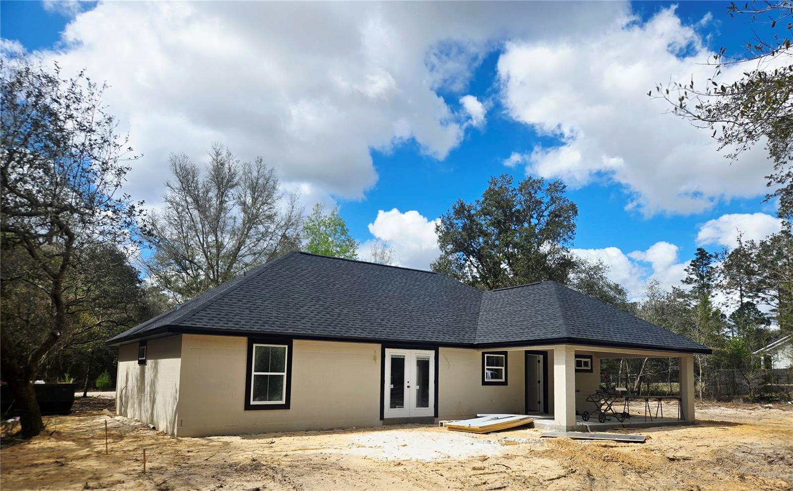 UNIVERSITY ESTATES - Residential