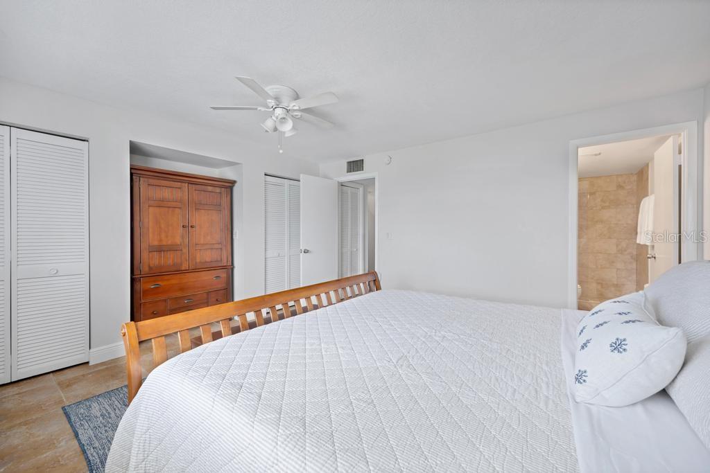 OCEAN BEACH CONDO CLUB 2 - Residential